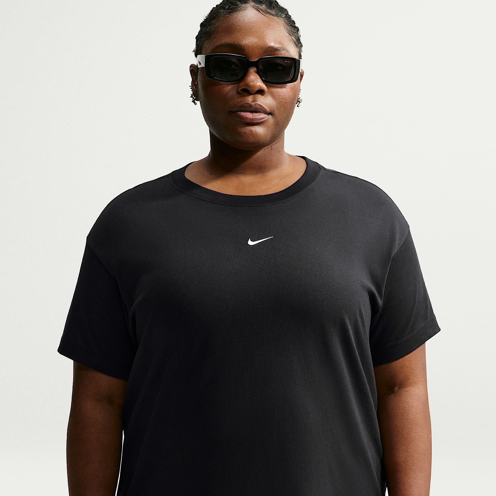 Nike Sportswear Classic Women's Oversized T-Shirt. Nike.com